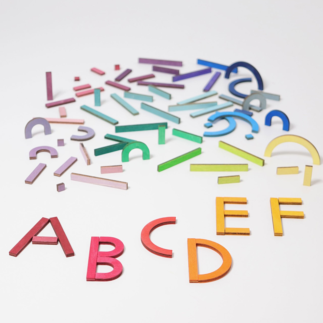 Lettere e numeri in legno grandi 5 cm-50 cm, colori diversi